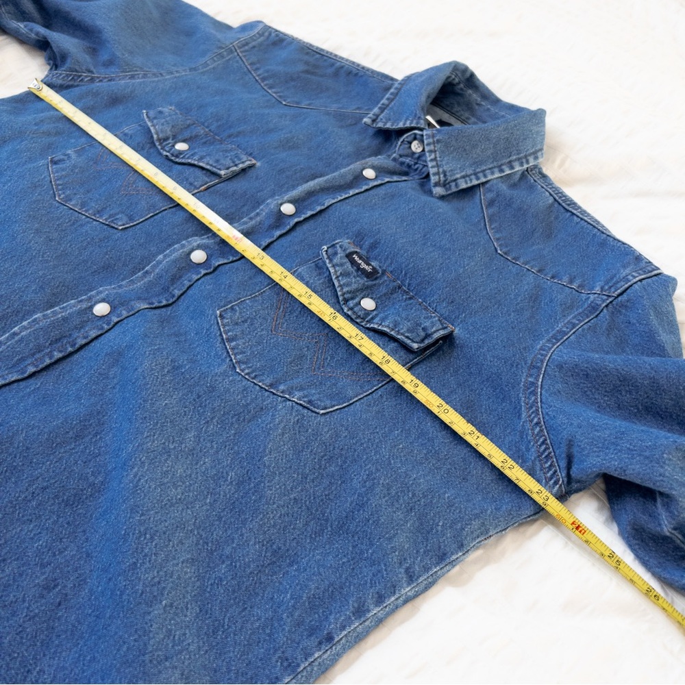 VTG Wrangler Mens Denim Western Shirt Cowboy Rodeo Pearl Snap Long Sleeves - Picture 9 of 14
